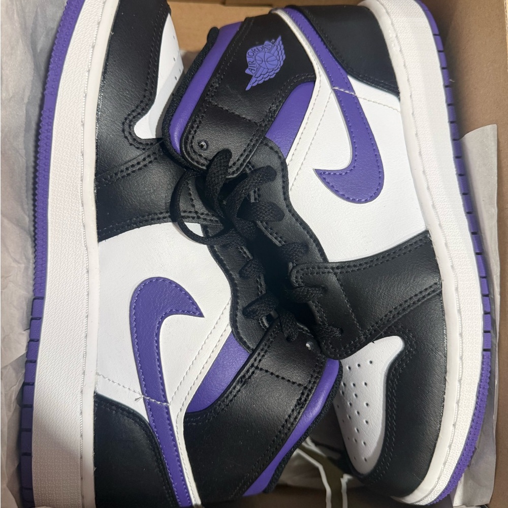 Jordan Air 1 Mid Black and Dark Iris